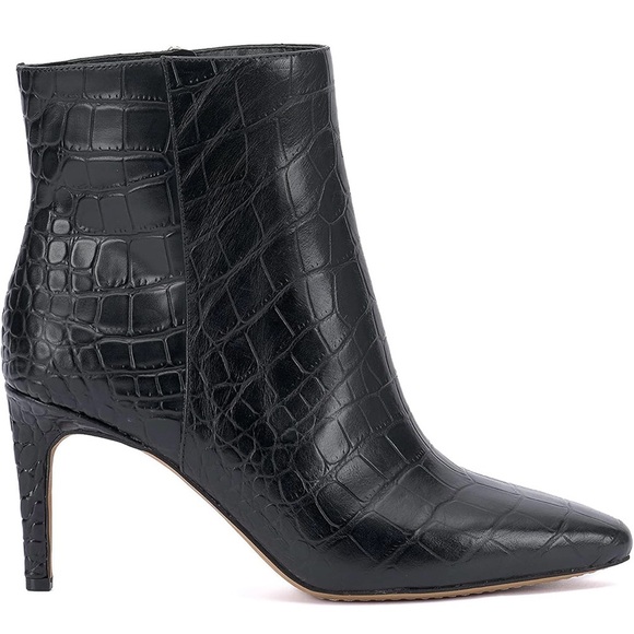 Vince Camuto Women's Footwear Allost Pointy Toe Bootie Ankle Boot NIB - Picture 2 of 14